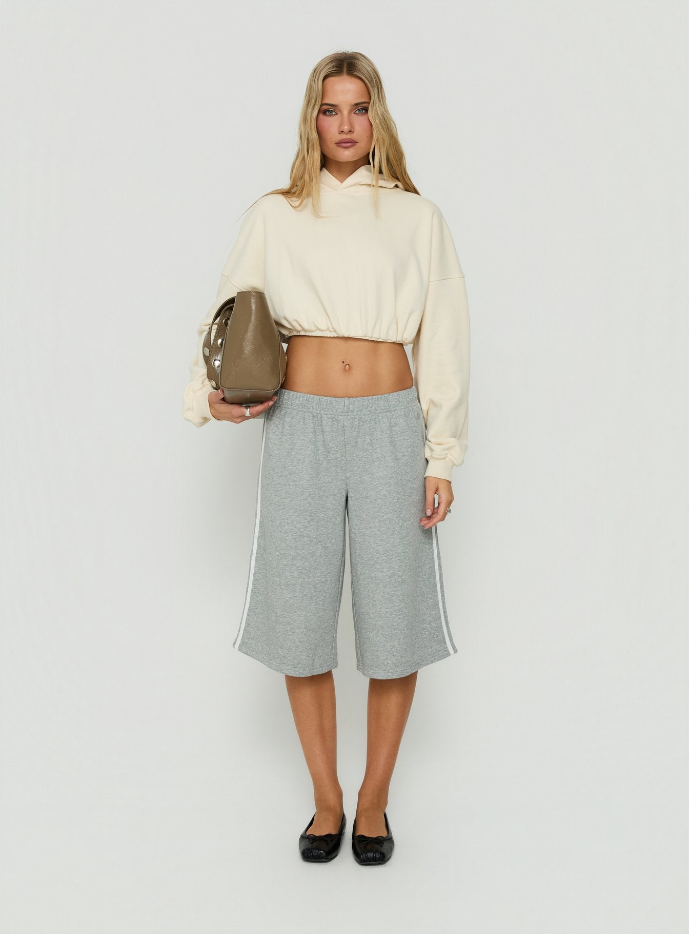 Mayse Bubble Hem Cropped Hoodie Cream