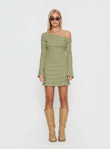 knee length dresses for ladies Green Satin Long Sleeve Mini Dress main image 0