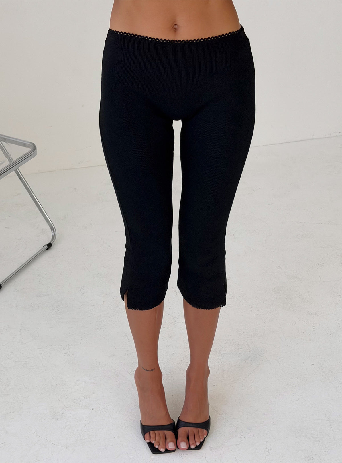 Baseline Rib Capri Pants Black