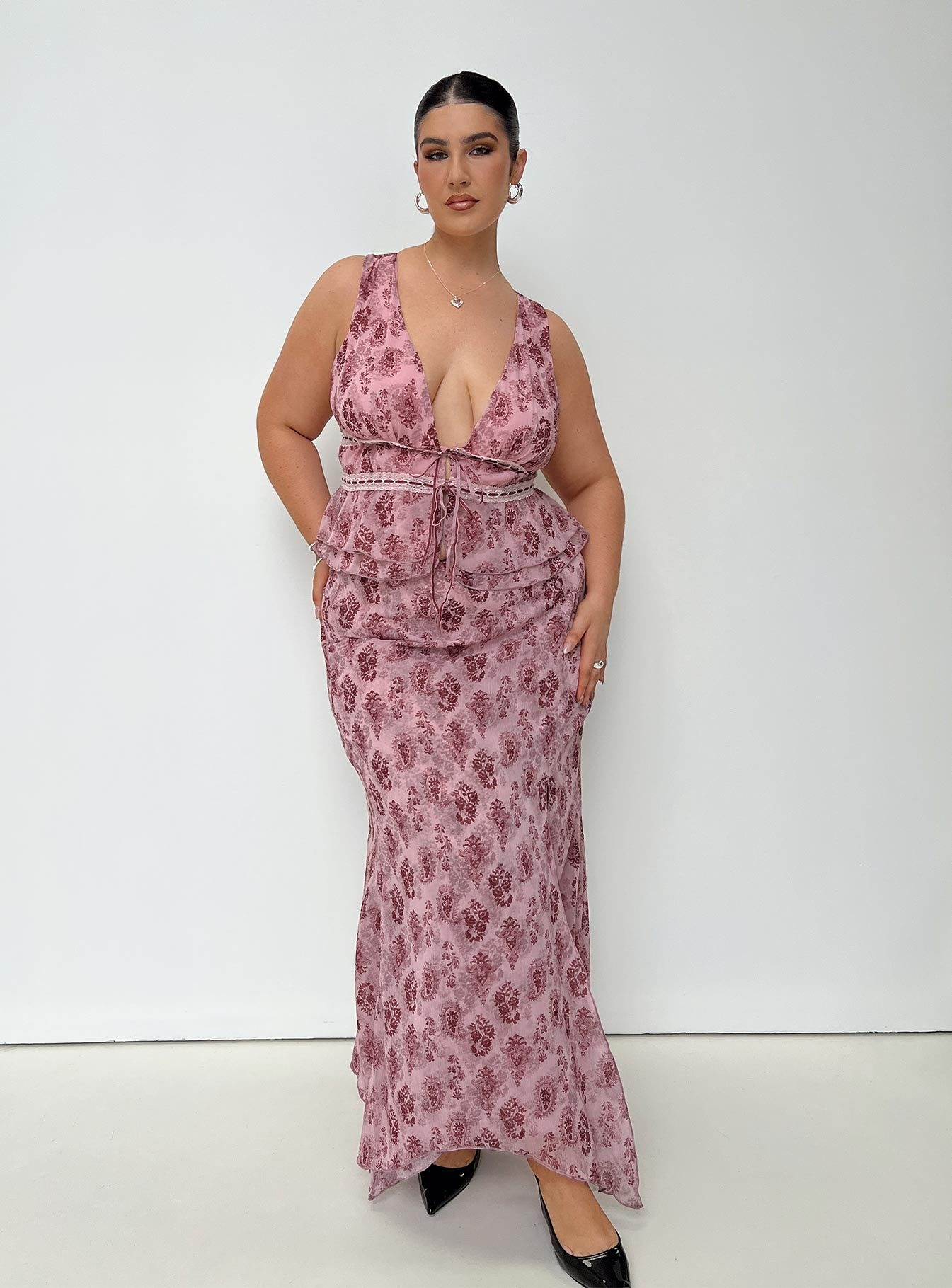 Nikolise Top Purple Curve | Princess Polly