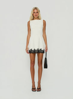Olyra Lace Trim Mini Dress Cream / Black