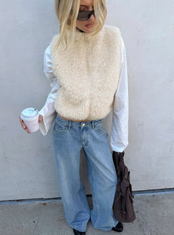 Elaska Fluffy Fleece Vest Cream