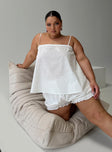 Invisible String Sleep Top White Curve