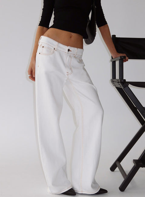 Top Model Low Rise Straight Leg Jeans Porcelain