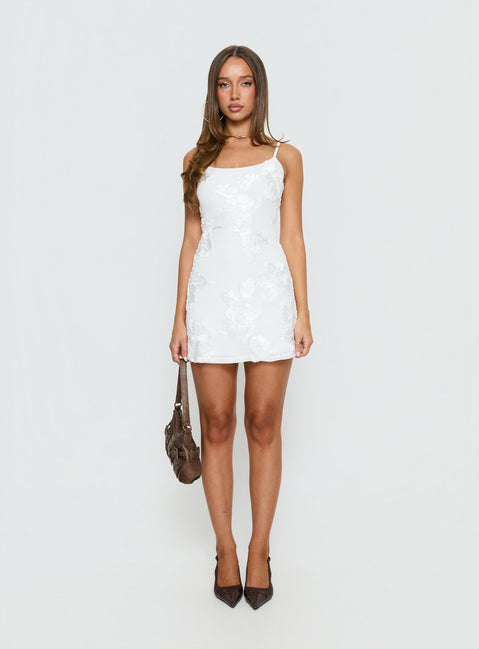 Kareina Scoop Emrboidered Mini Dress White