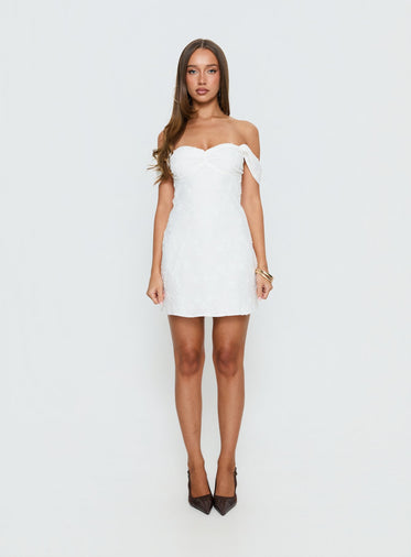 Page 3 for White Grad Dresses for 2026 | Princess Polly