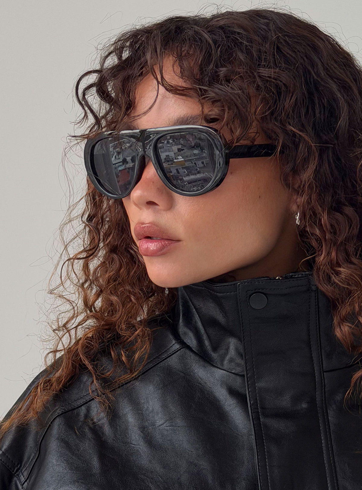 Amorra Oversized Aviator Sunglasses Black
