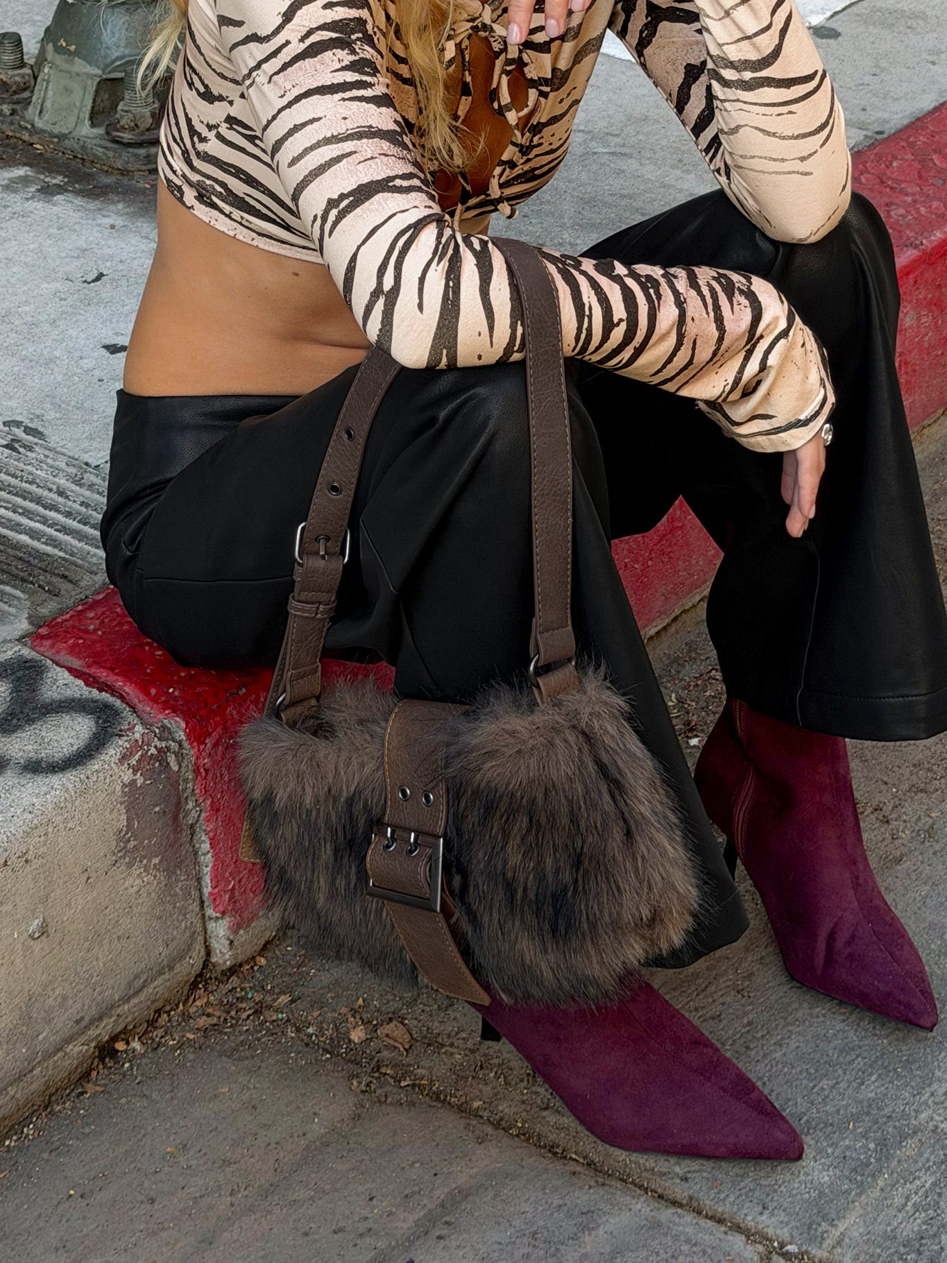 Elliot Faux Fur Shoulder Bag Brown | Princess Polly