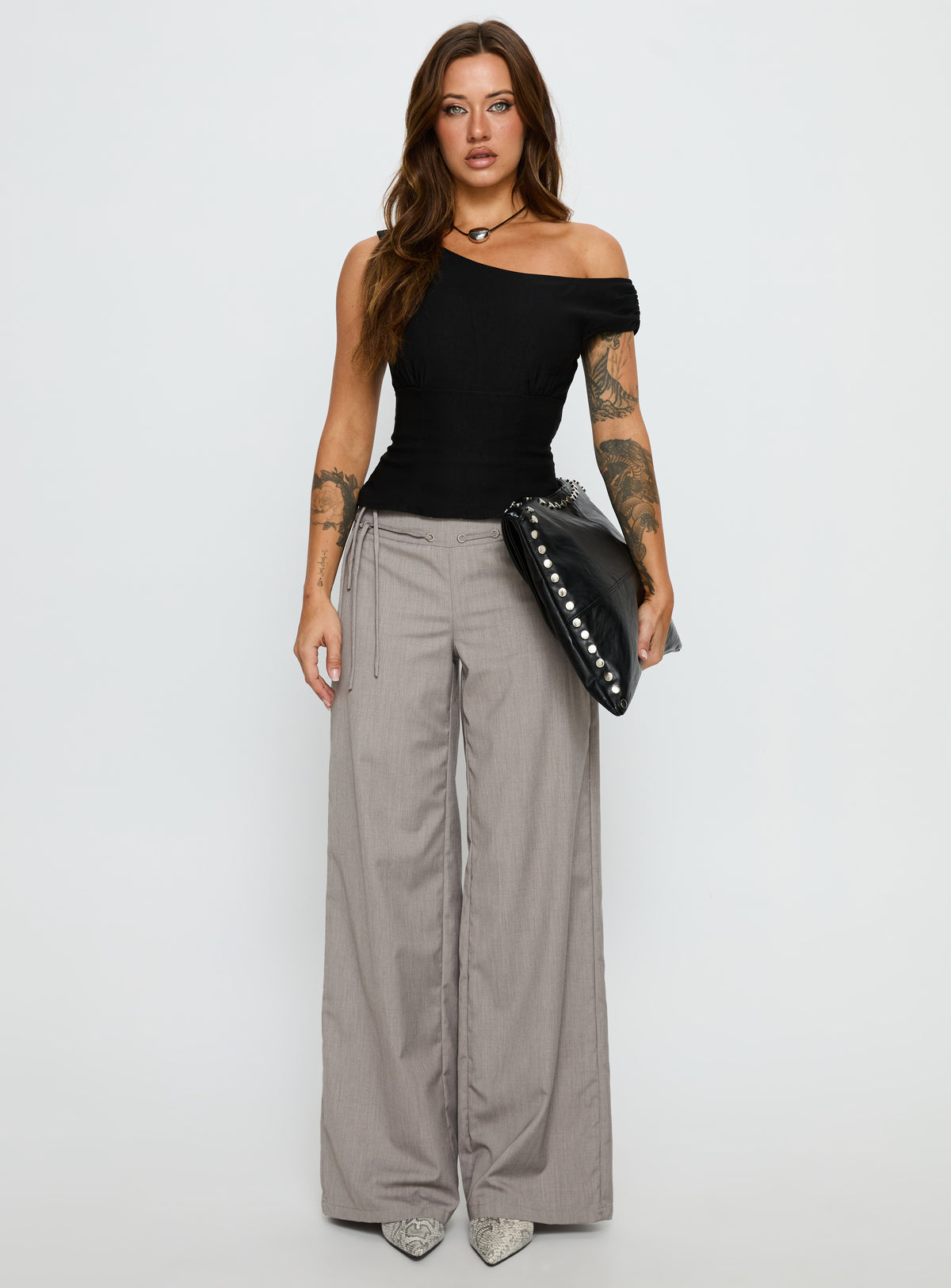 Emerey Robson Emerey Off Shoulder Top Black | Princess Polly