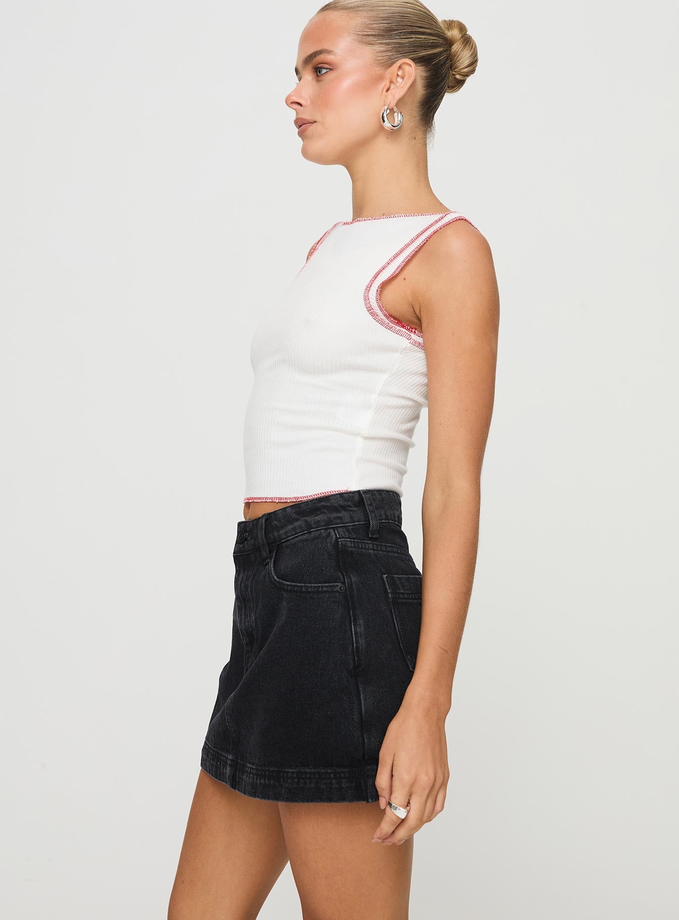 hyeon ヘヨン basil skort Gazelle Denim Skort Washed Black | Princess Polly