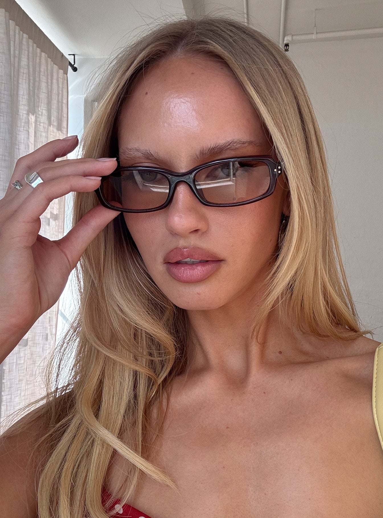 Mixtape Rectangle Sunglasses Red