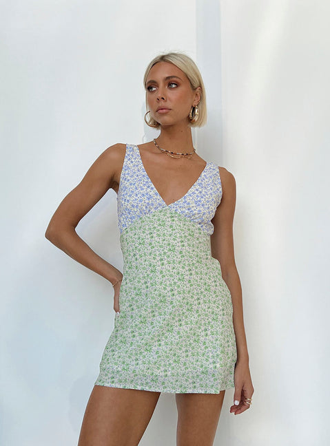 princess polly nellie mini dress White neck Sleeveless 100% polyester Machine wash Nellie Mini Dress Pink |