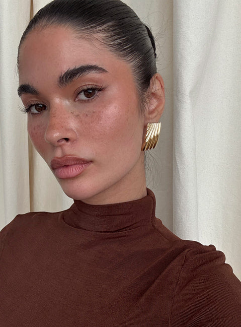 Precarious Earrings Gold