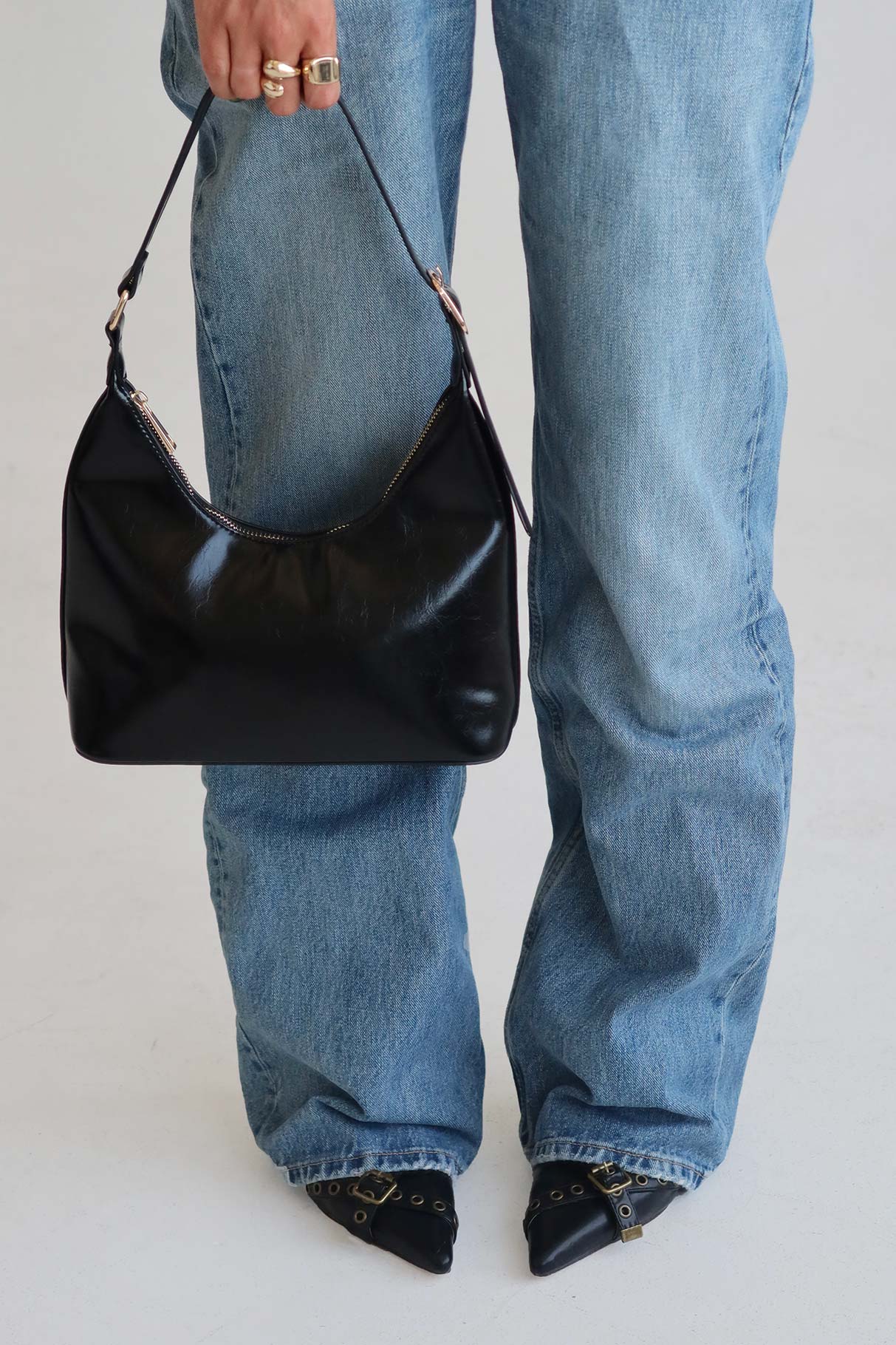 Glazier Shoulder Bag Black | Princess Polly