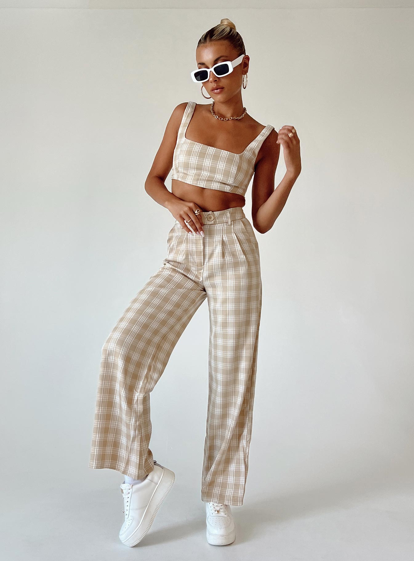 Matching set Check print Crop top Invisible zip fastening at side High waisted pants Wide leg Belt looped waist Zip & button fastening