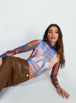 back view of model wearing Princess Polly Nadi Top Blue / Orange 