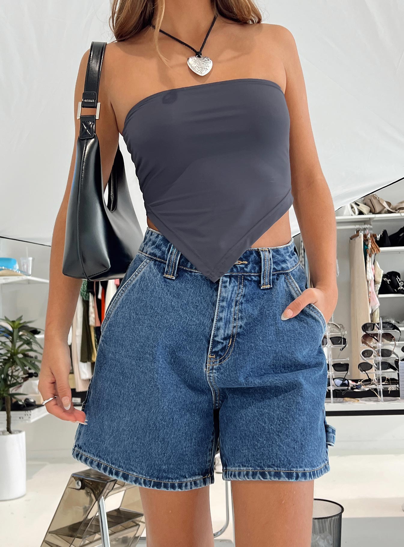 Lou carpenter denim shorts mid wash