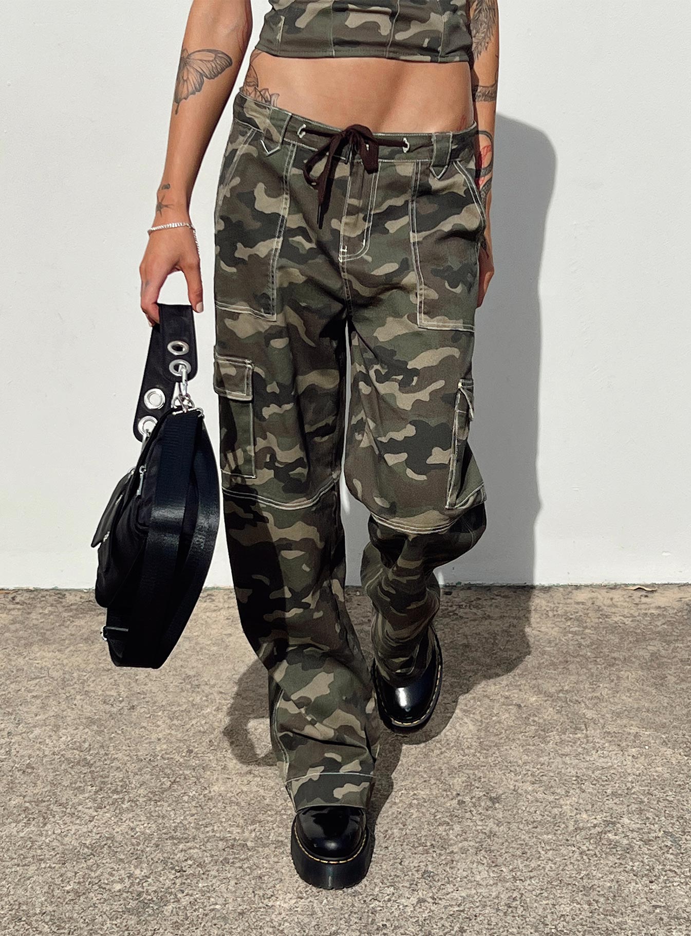 Amazon.com: Women's Camo Cargo Pants High Waist Slim Fit Camouflage Jogger  Pants Sweatpants with Pockets : Clothing, Shoes & Jewelry