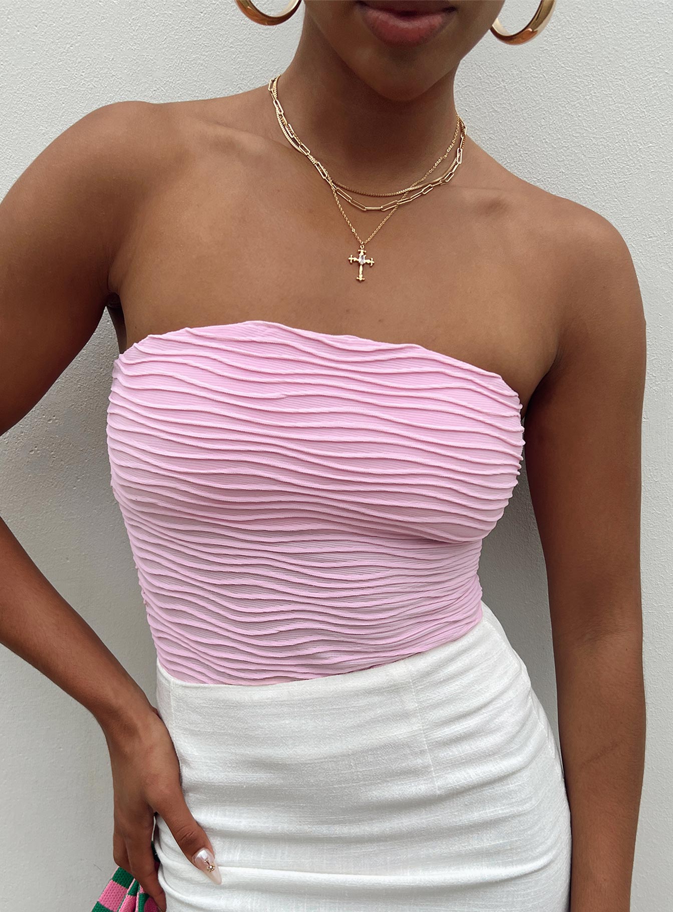 front view of model wearing Princess Polly Makena Strapless Bodysuit Pink Sleeveless straight 