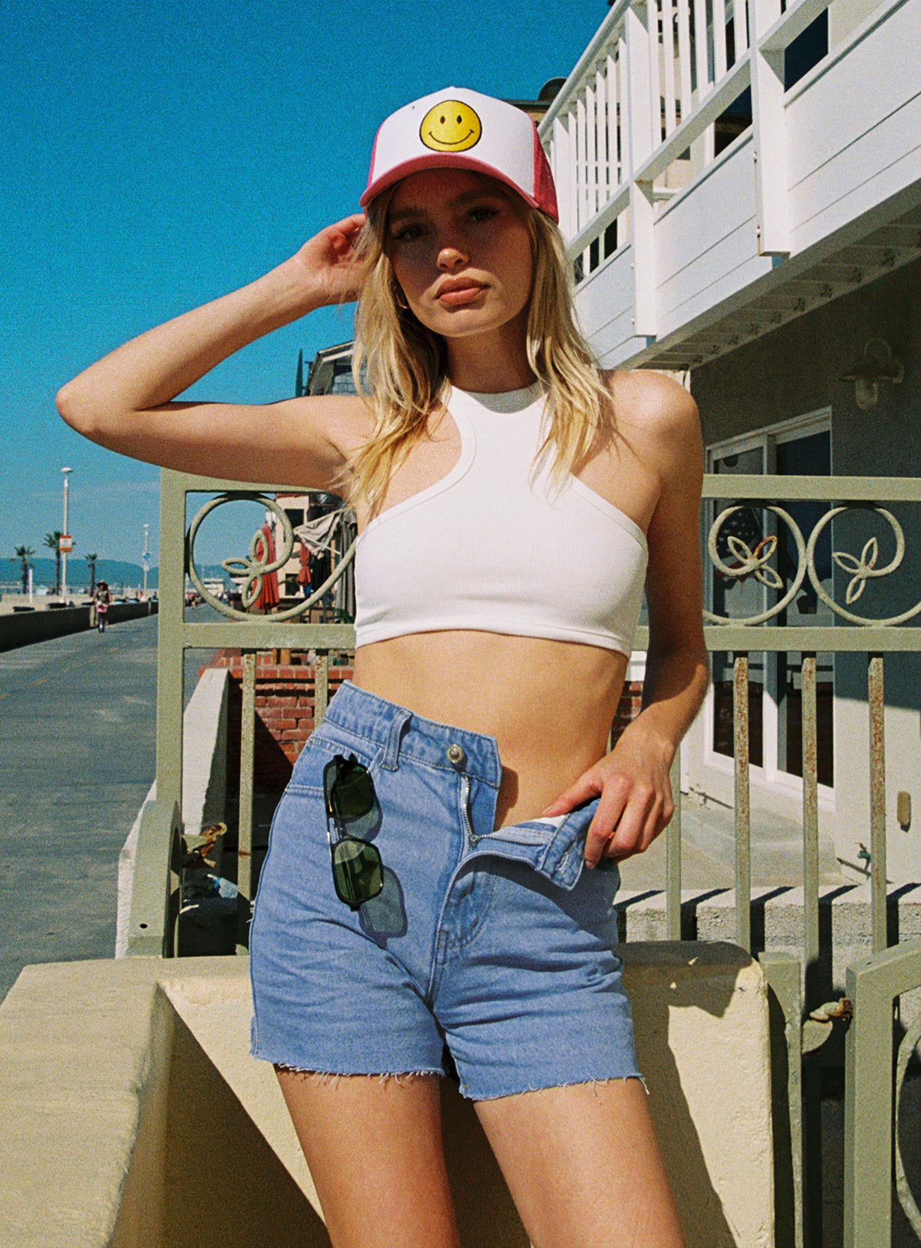 File:Young woman wearing denim shorts, crop top and face mask in Madison,  Wisconsin 2020.jpg - Wikimedia Commons