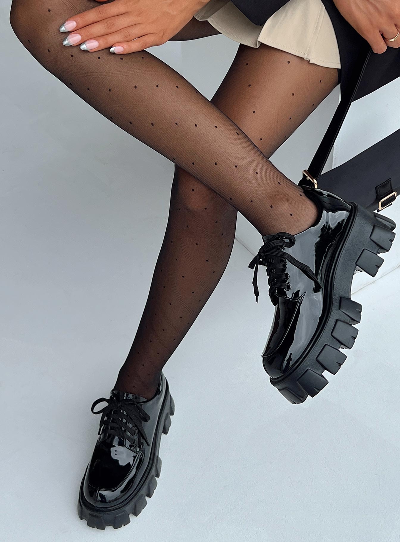 Mia has sale sapatos