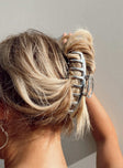 Hair clip Claw clip style Silver-toned