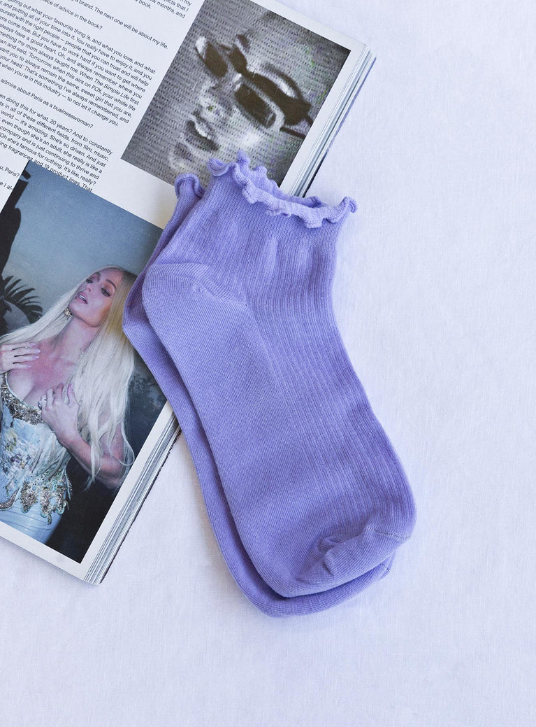 Ribbed Ruffle Socks Lilac