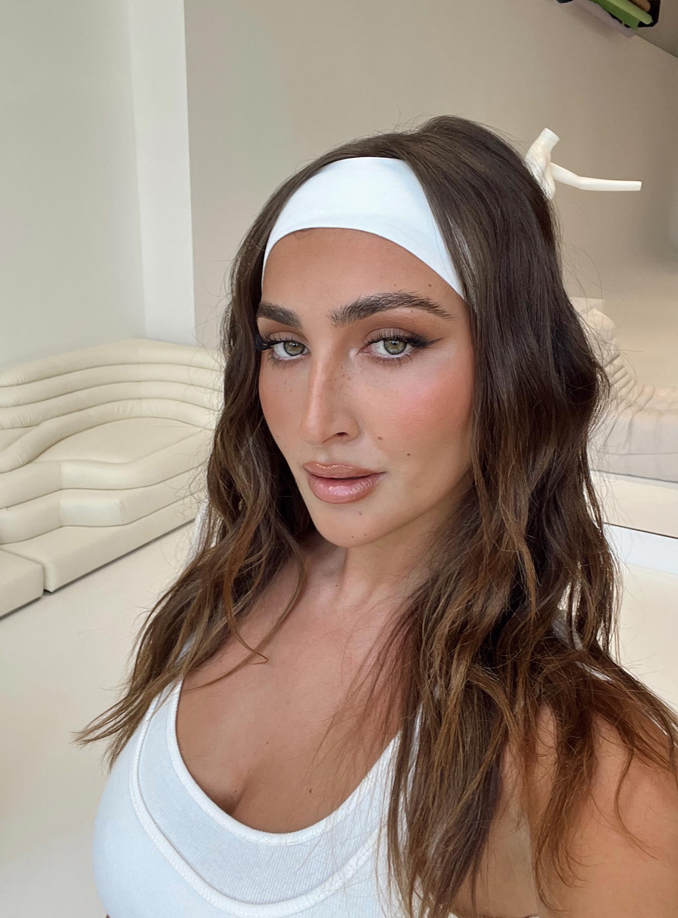 The Juney Nylon Headband White