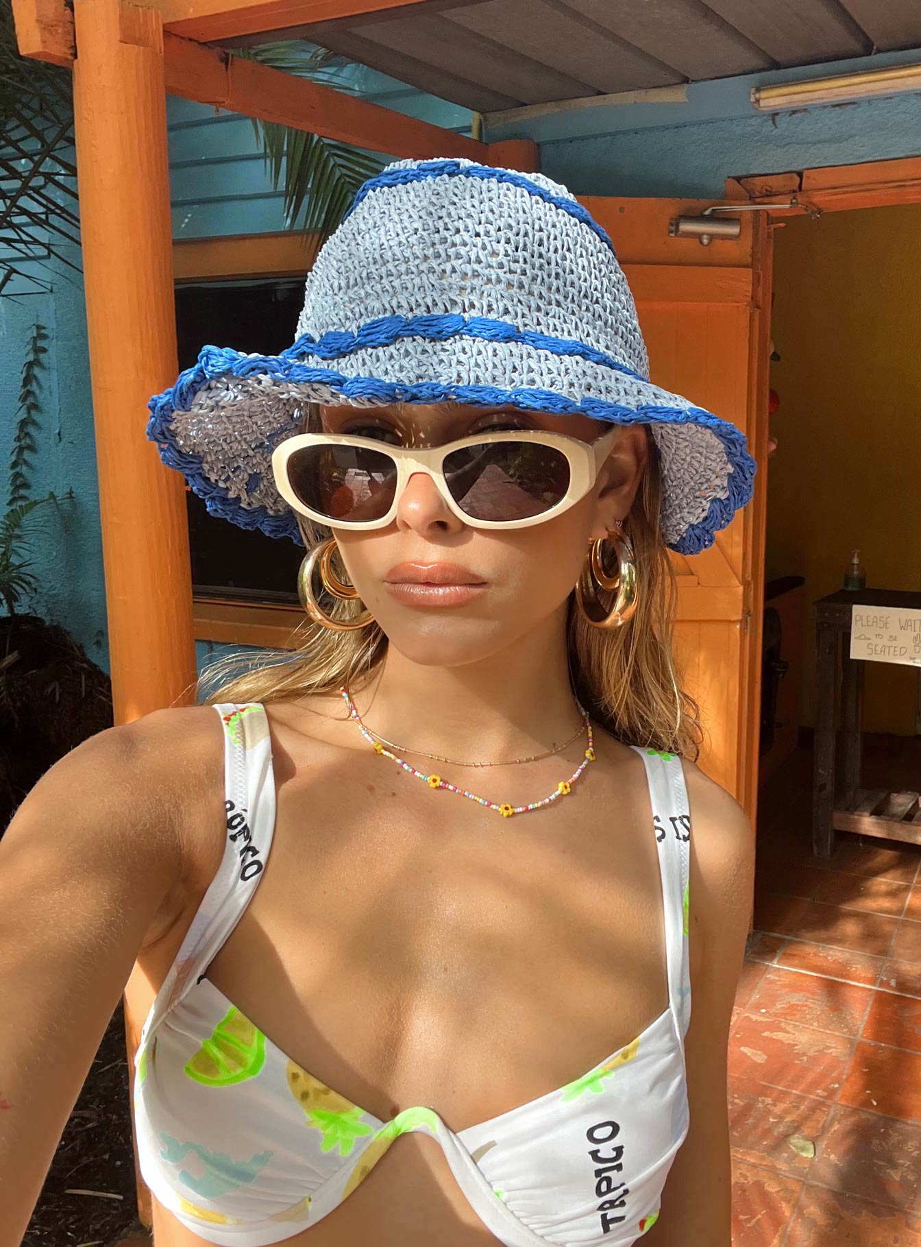 Bucket hat Crochet design Internal drawstring Wired brim