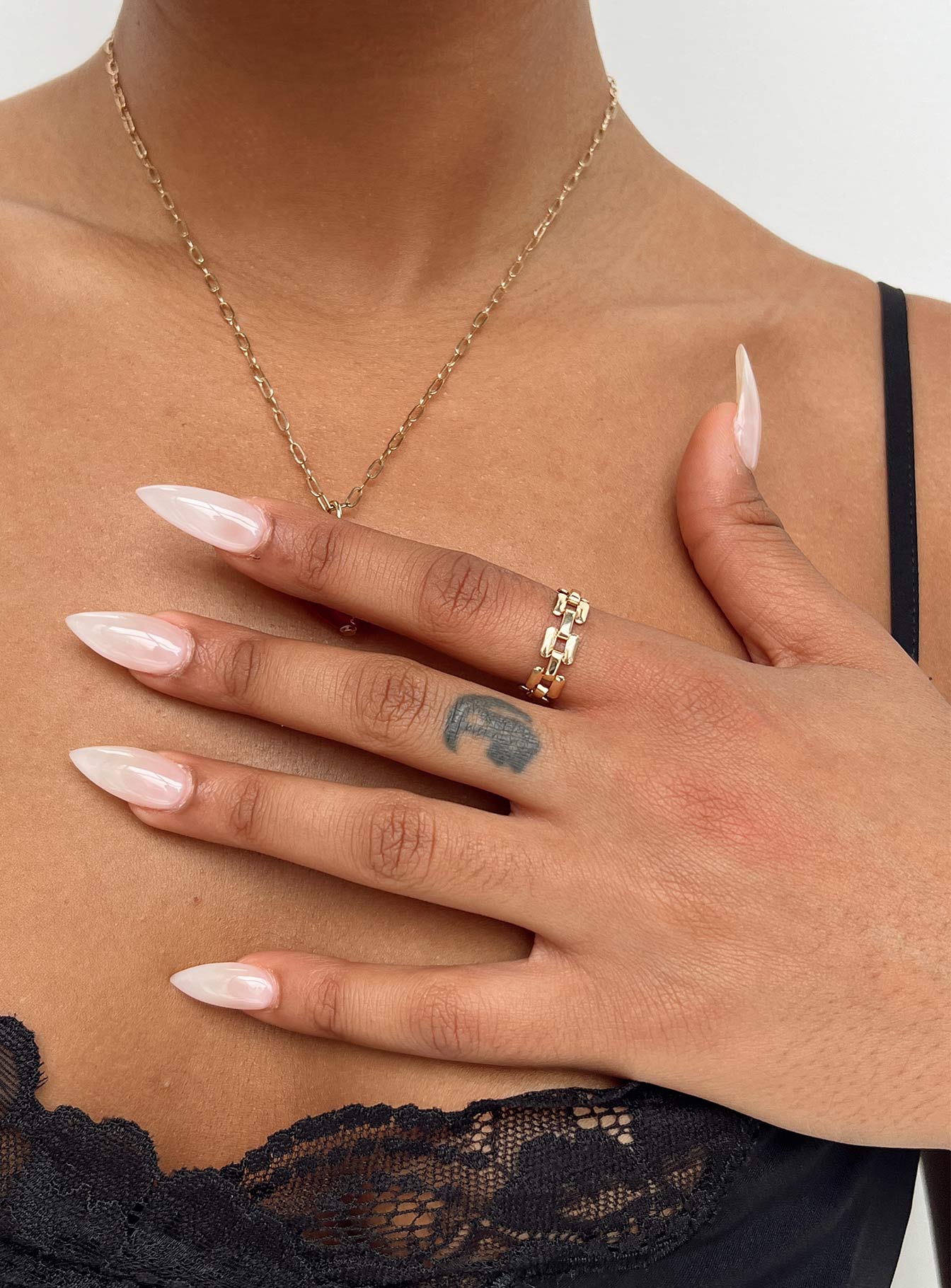 Ring Chain style Gold toned Lightweight