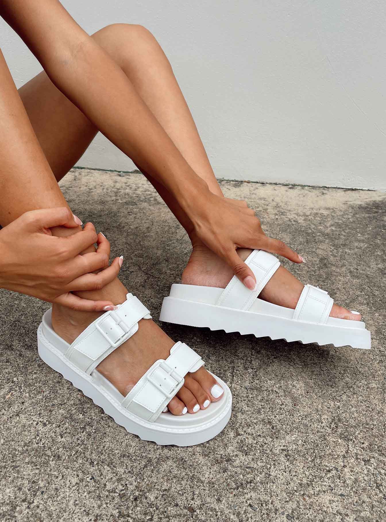 Ma belle sandals all white