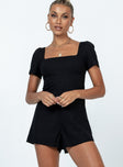 Romper Inner silicone strip at shoulders  Square neckline  Invisible zip fastening at back  Non-stretch