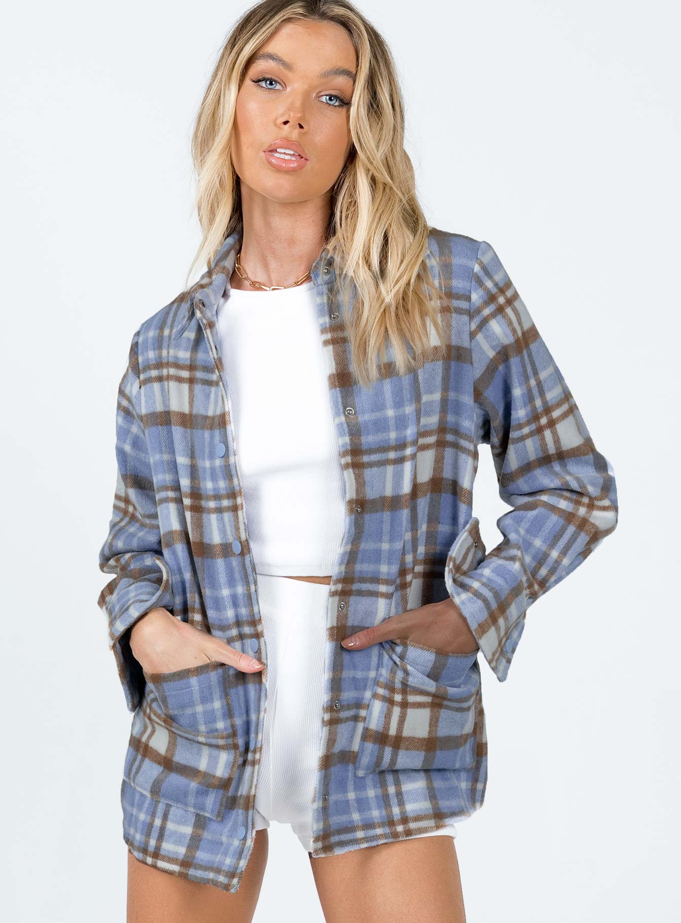 Flannel jacket Classic collar  Button front fastening  Twin hip pockets Single-button cuff  Padded shoulders 