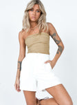 White shorts Zip & button fastening  Twin hip pockets  Faux back pockets 