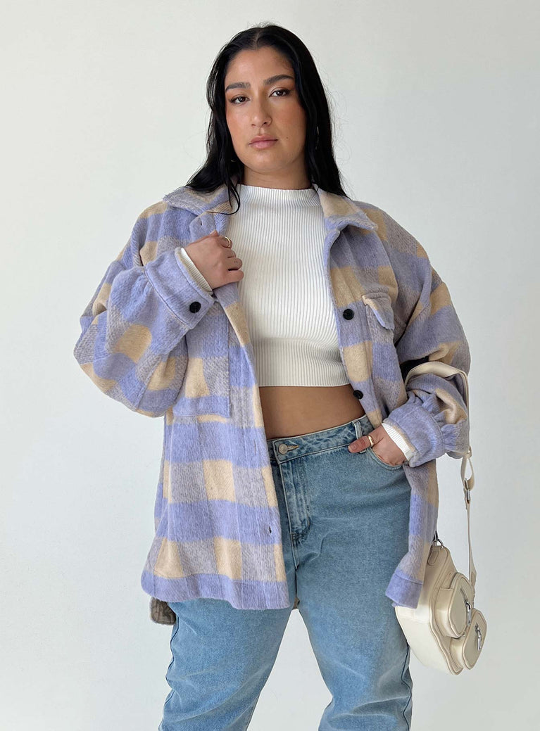 Oversized jacket Check print Button front fastening Classic collar Large chest pocket Scoop step hem Drop shoulder Unlined
