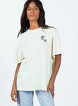 Oversized tee Graphic print at front & back Drop shoulder Good stretch Unlined