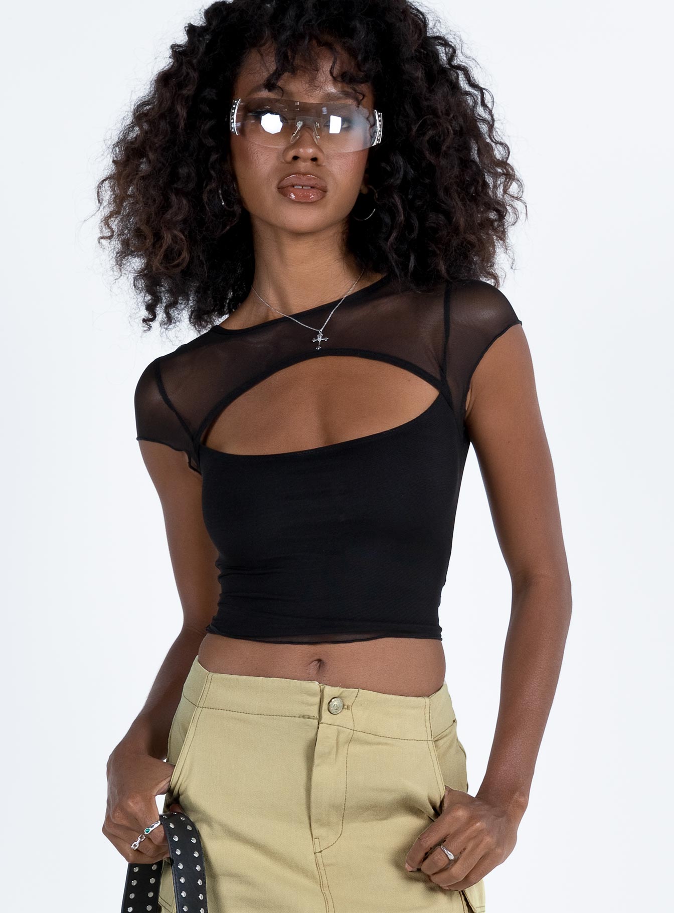 Mesh cut cheap out top