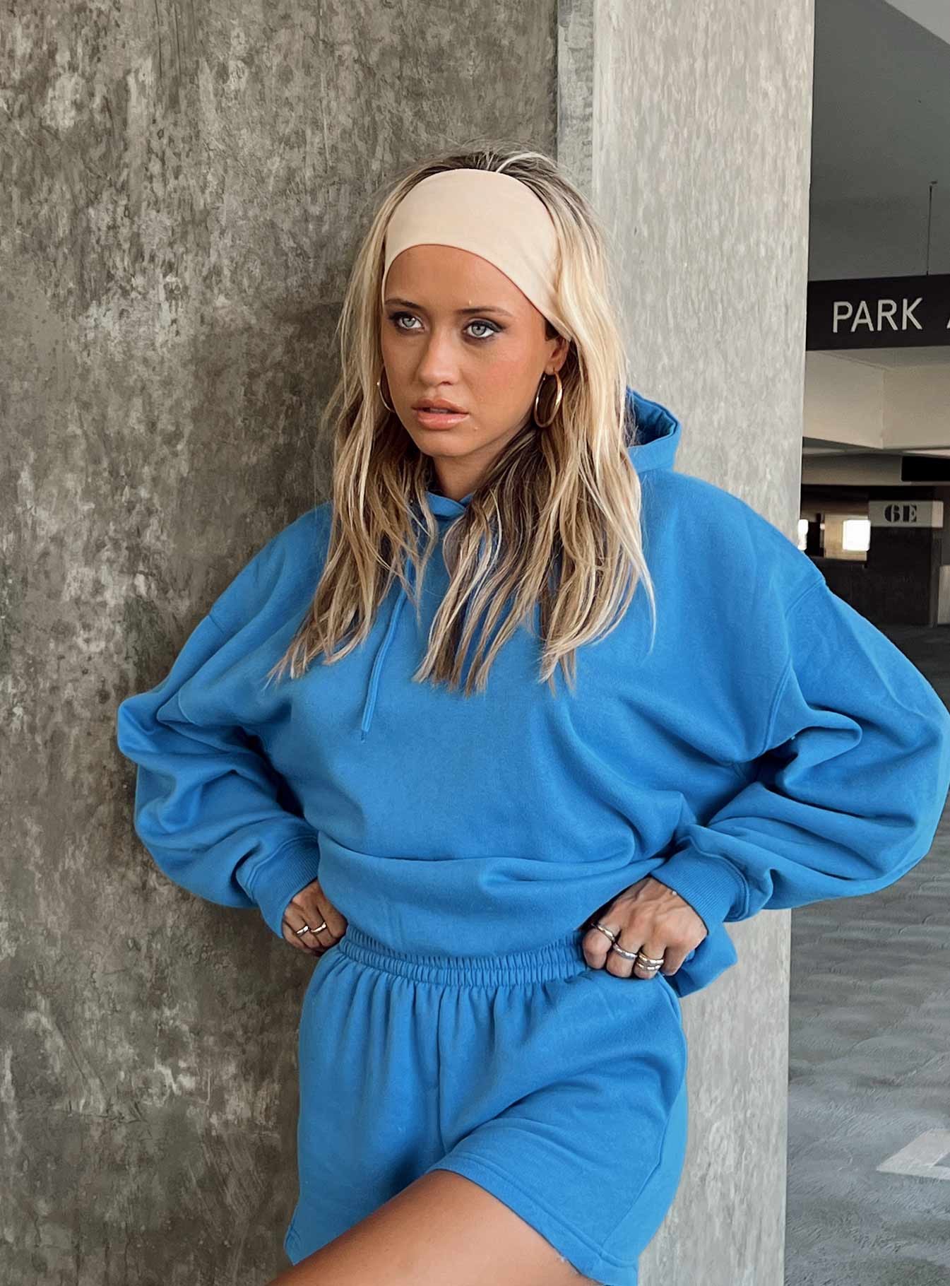 Blue hot sale oversized sweatshirt