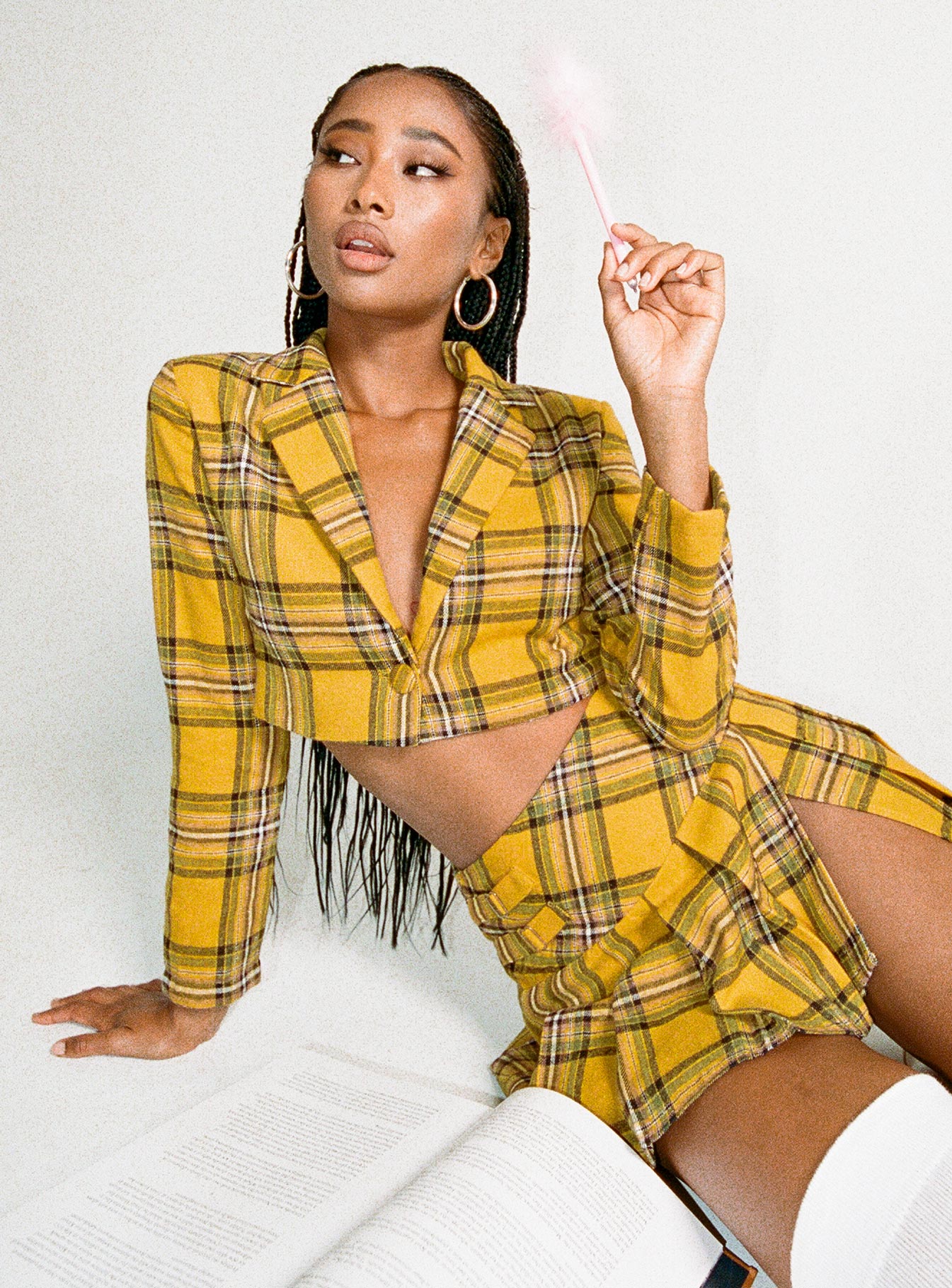 Cropped blazer Plaid print Lapel collar Single button fastening at front Non-stretch Partially lined