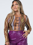 front view of model wearing Princess Polly Motel Britta Top Earthy Gradient Brown 