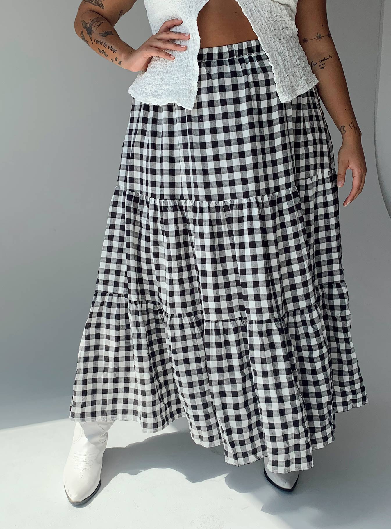 product Hale Midi Skirt Black / White Curve Princess Polly  Maxi 