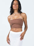 Strapless top Soft knit material  Diagonal stitching  Inner silicone strip at bust  Good stretch 