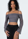 Long sleeve top Sheer material Adjustable straps Off the shoulder sleeves Folded neckline Invisible zip fastening at side