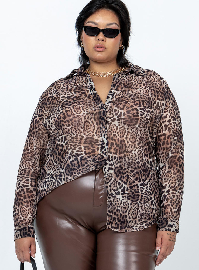 Shirt Spare button included Sheer material  Leopard print  Classic collar  Button front fastening 