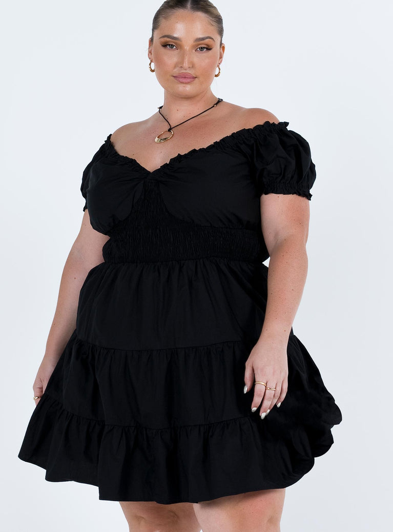 Daniela Mini Dress Black Curve