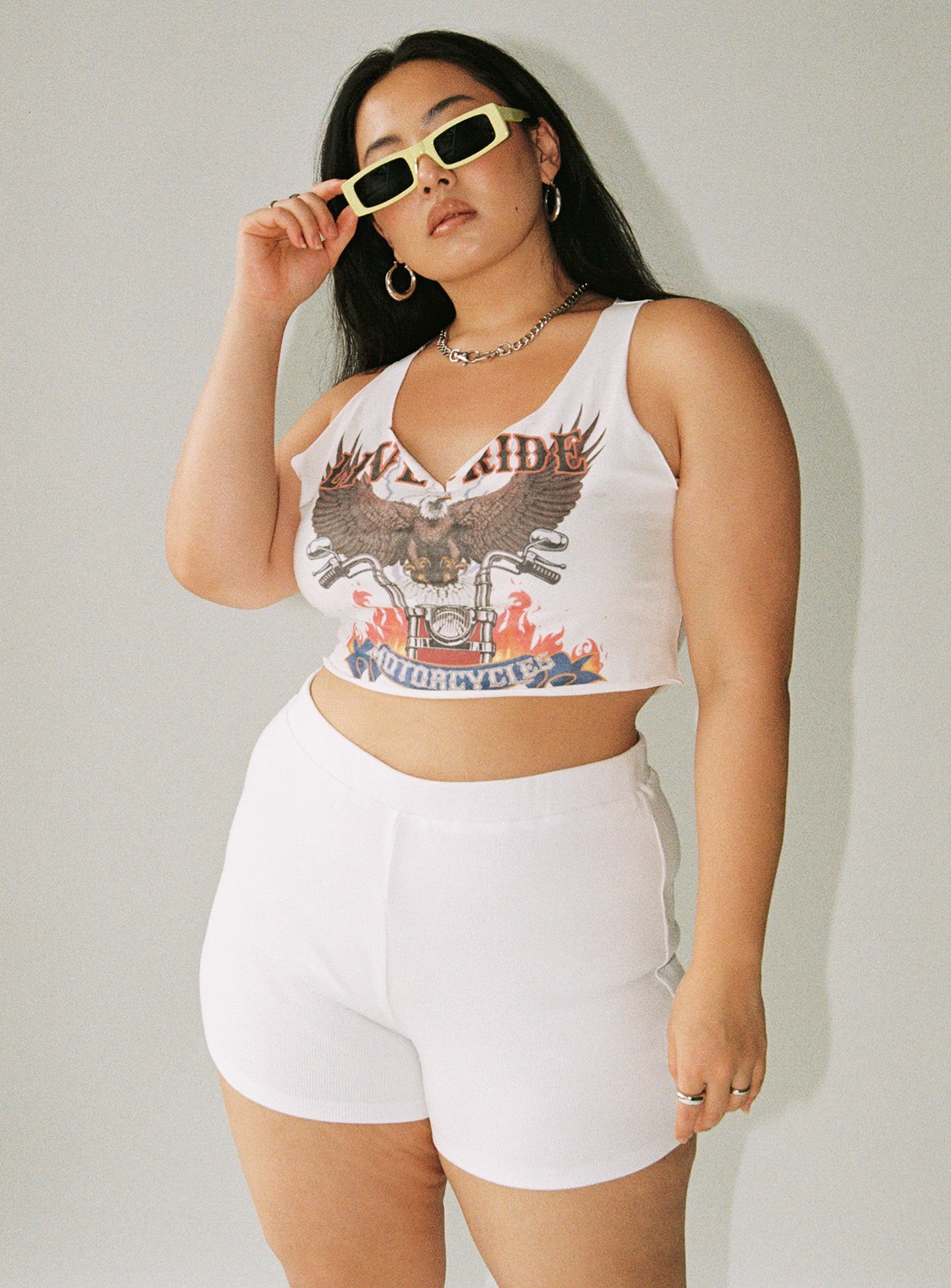 White bike 2024 shorts plus size