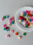 Mini clips Multiple colors Plastic  Floral design