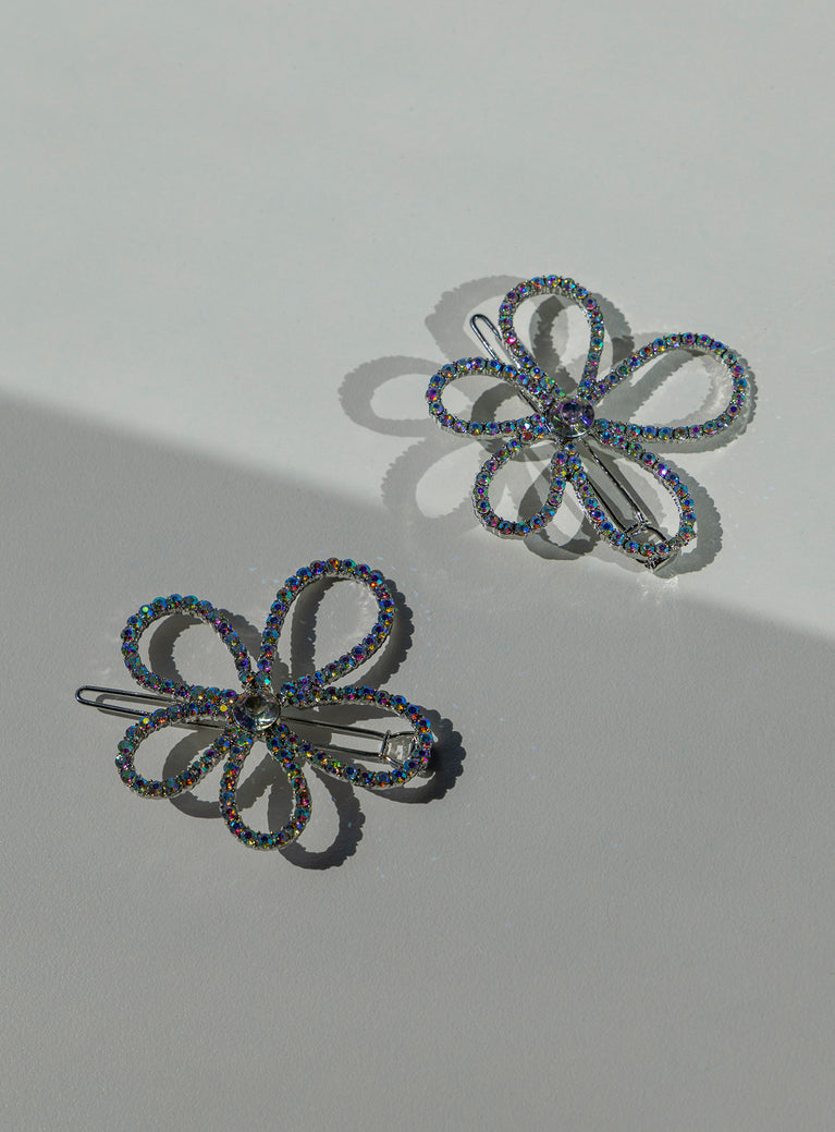 Hair pin  50% zinc alloy 50% rhinestone Flower shape  Diamante detail  Pin fastening 