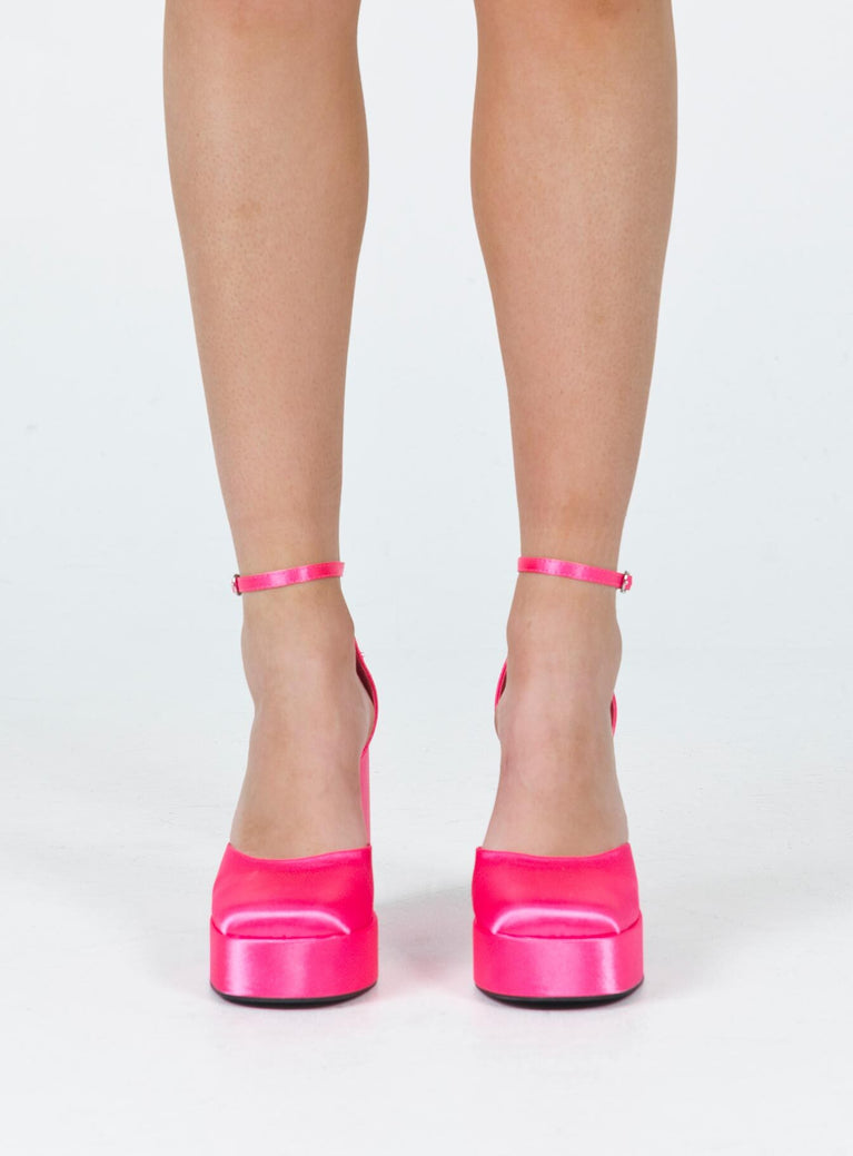 Vogel Platform Heels Pink