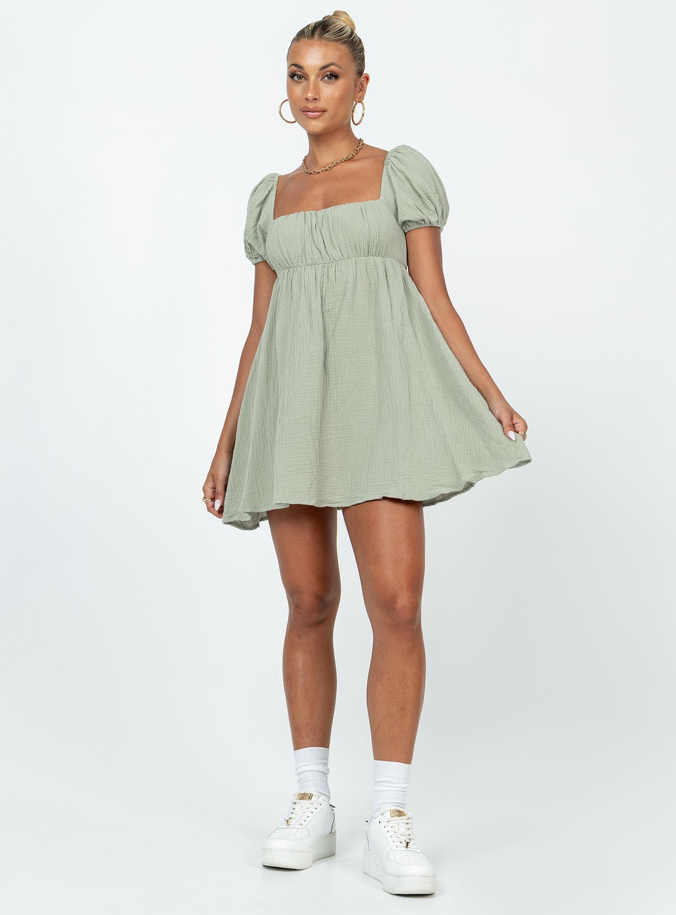 Sage dress with outlet sleeves